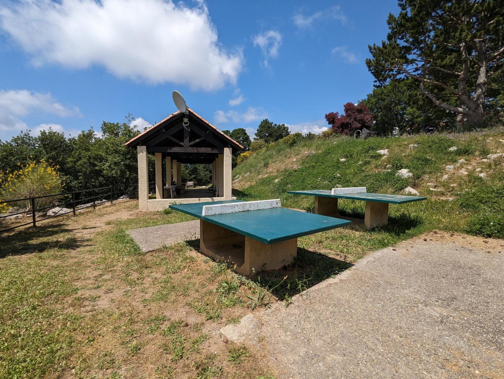 Evasion Au Calme - Maison Cosy Avec Piscine Et Tennis Saint-Vallier-de-Thiey Zewnętrze zdjęcie